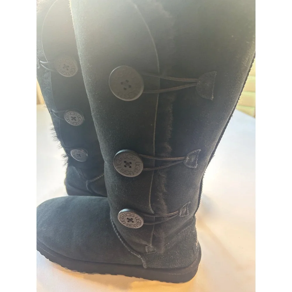 UGG Bailey Button Triplet Boots Women 11 Black Suede Shearling Tall 1873